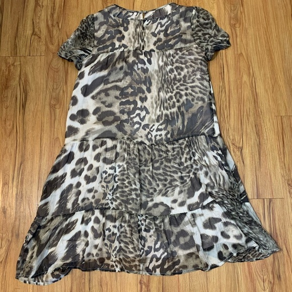Alice + Olivia 100% Silk Animal Print Ruffle Mini Dress - Picture 4 of 12
